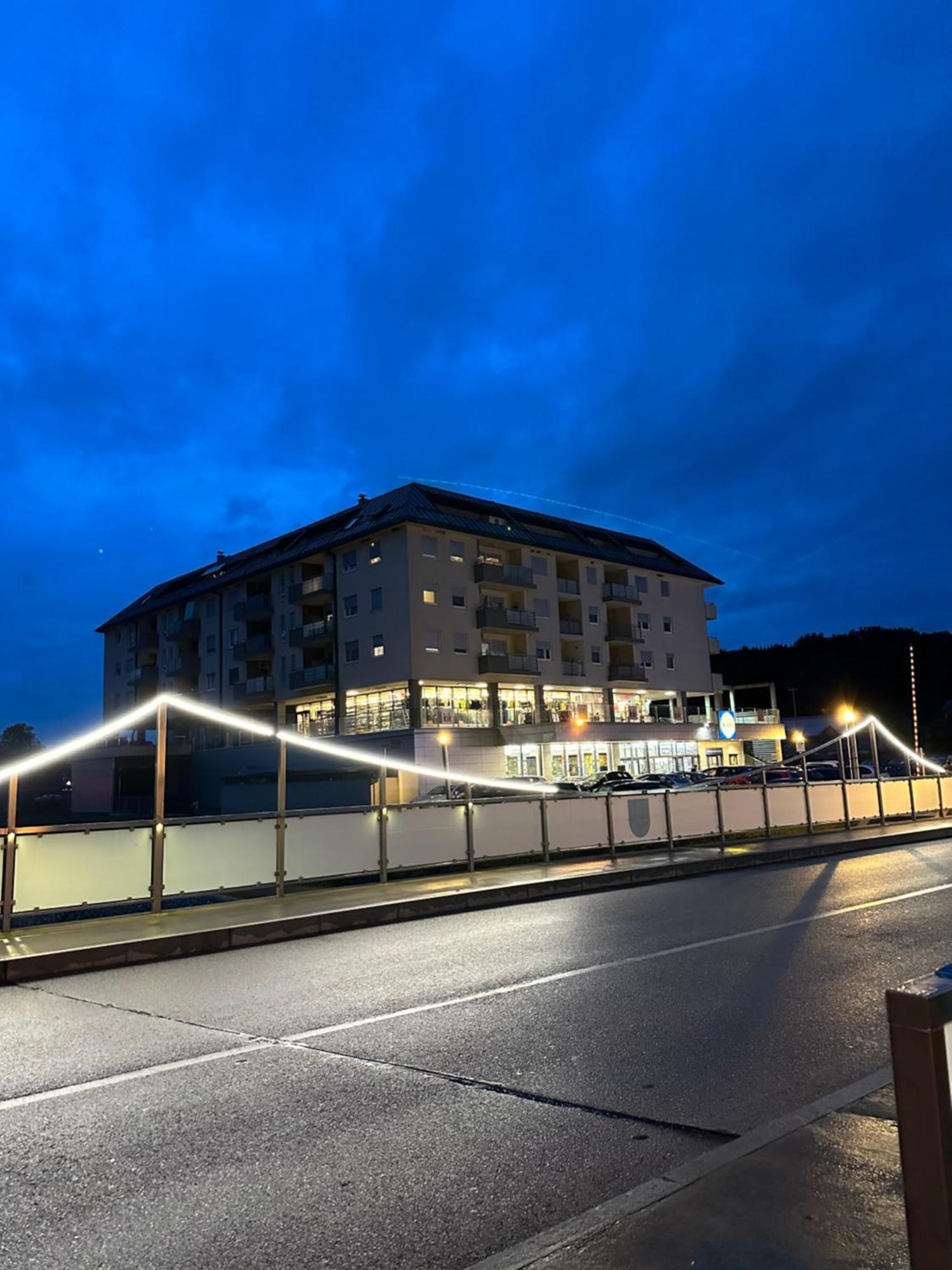 Apartman Eva, Moderan Stan U Srcu Zagorja Крапина Екстер'єр фото